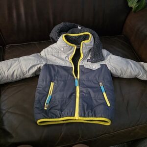 Patagonia Tribbles Reversible Hooded Jacket Size 3T